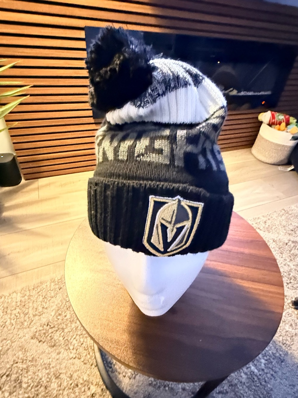 Vegas Golden Knights Fanatics Gray and Black Knit Pom Beanie